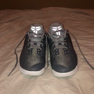 Kobe Mamba Instinct Pure Platinum